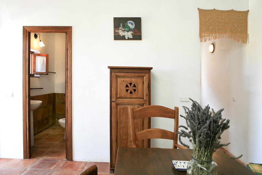 Cortijo Nuevo Alojamiento Rural Cuevas del Becerro Room photo